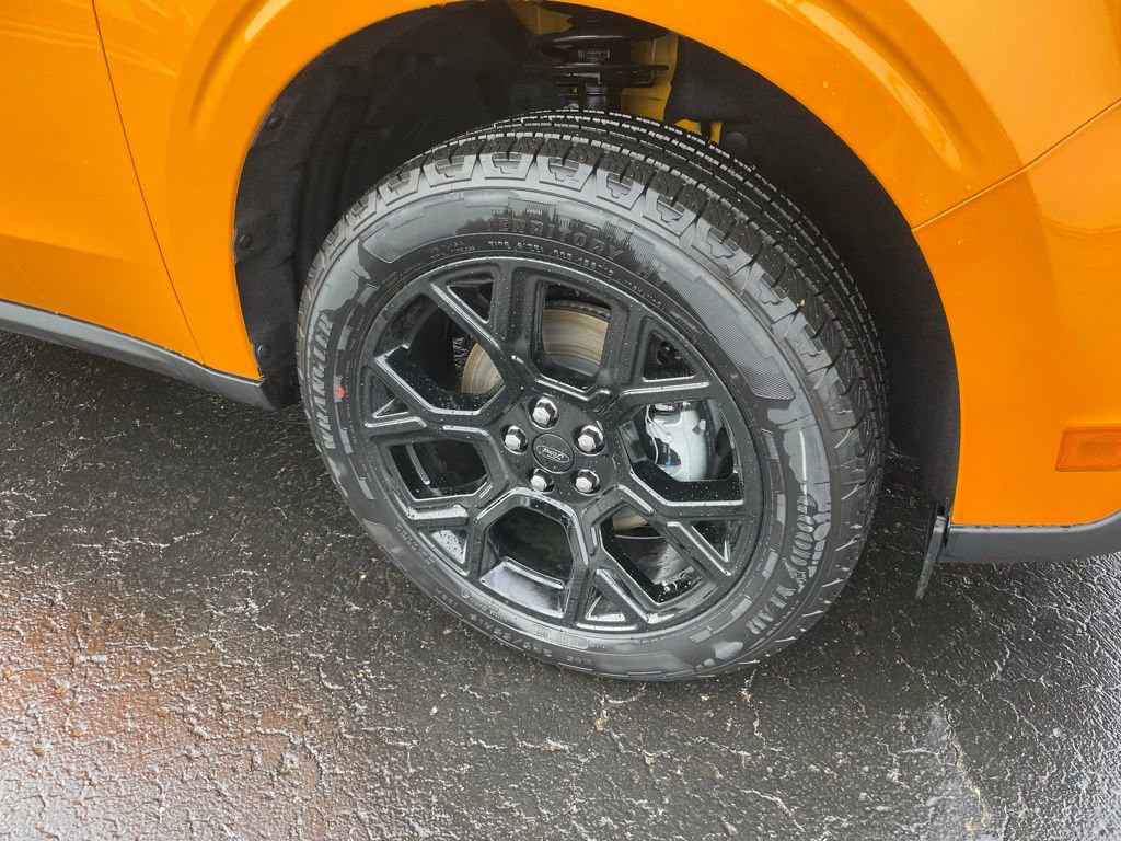 New 2026 Ford Maverick XLT w/ Equipment Group 301A image 3