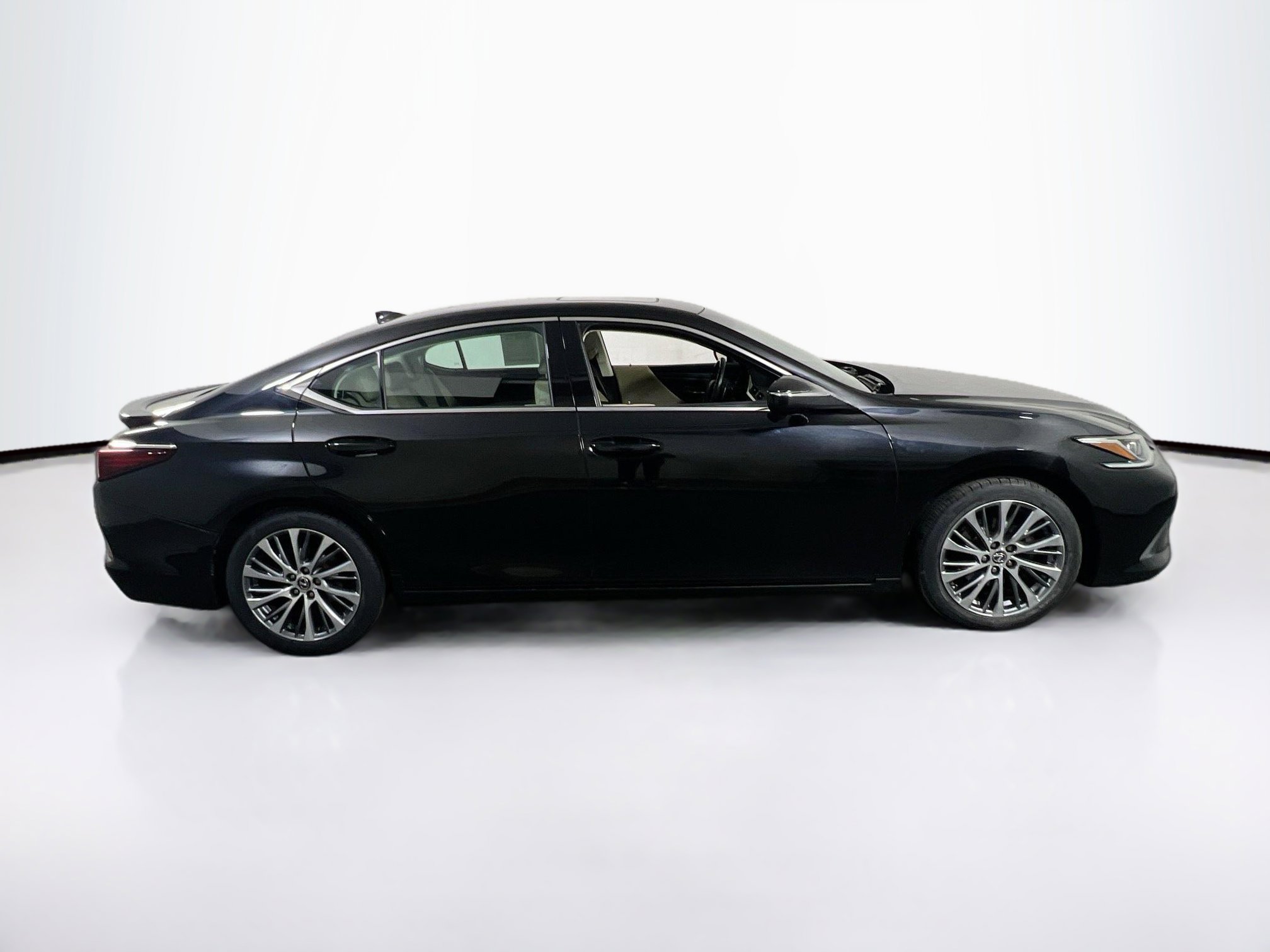 Used 2020 Lexus ES 350 w/ Premium Package image 4
