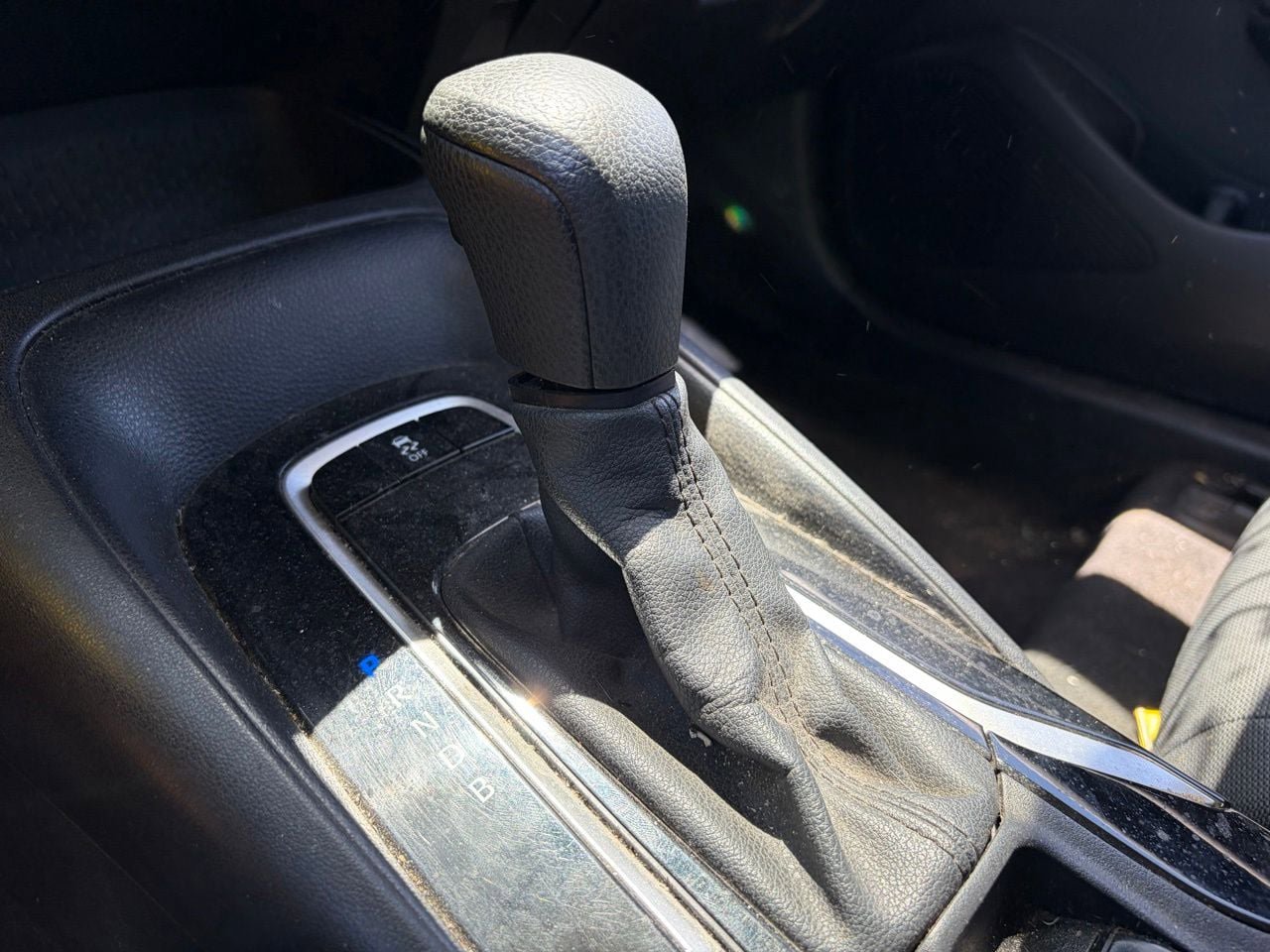 Used 2021 Toyota Corolla LE FWD image 8