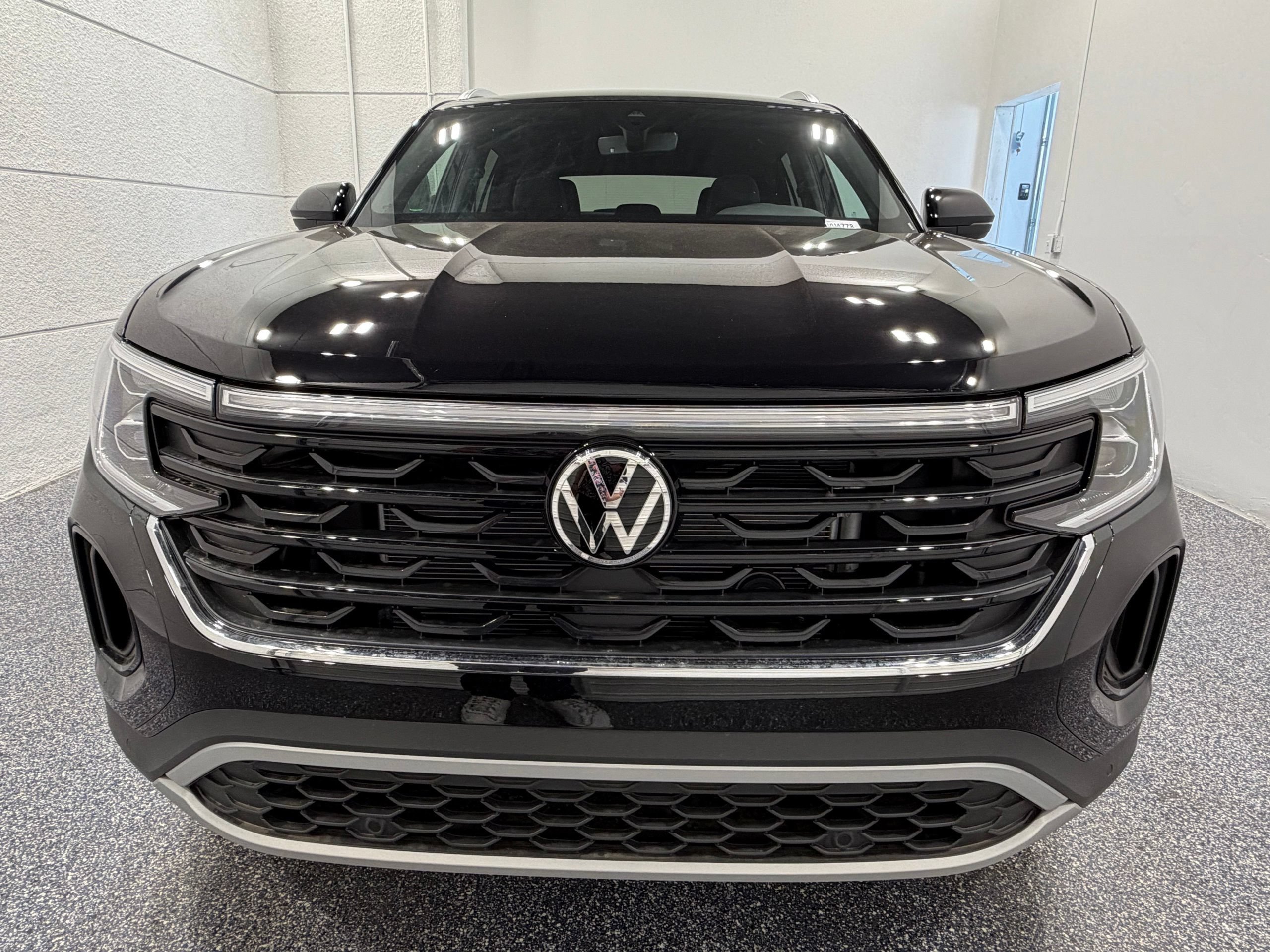 New 2026 Volkswagen Atlas Cross Sport SE AWD/4WD image 10