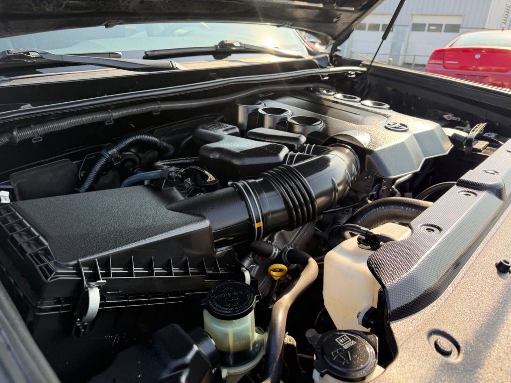Used 2017 Toyota 4Runner Limited AWD/4WD image 10