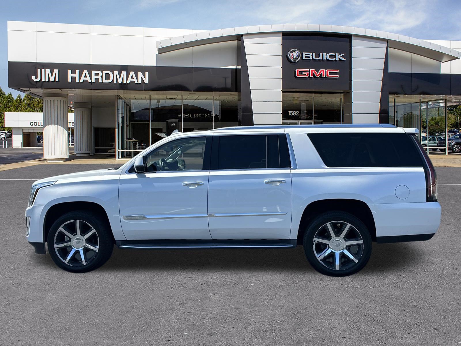 Used 2016 Cadillac Escalade ESV Luxury RWD image 4
