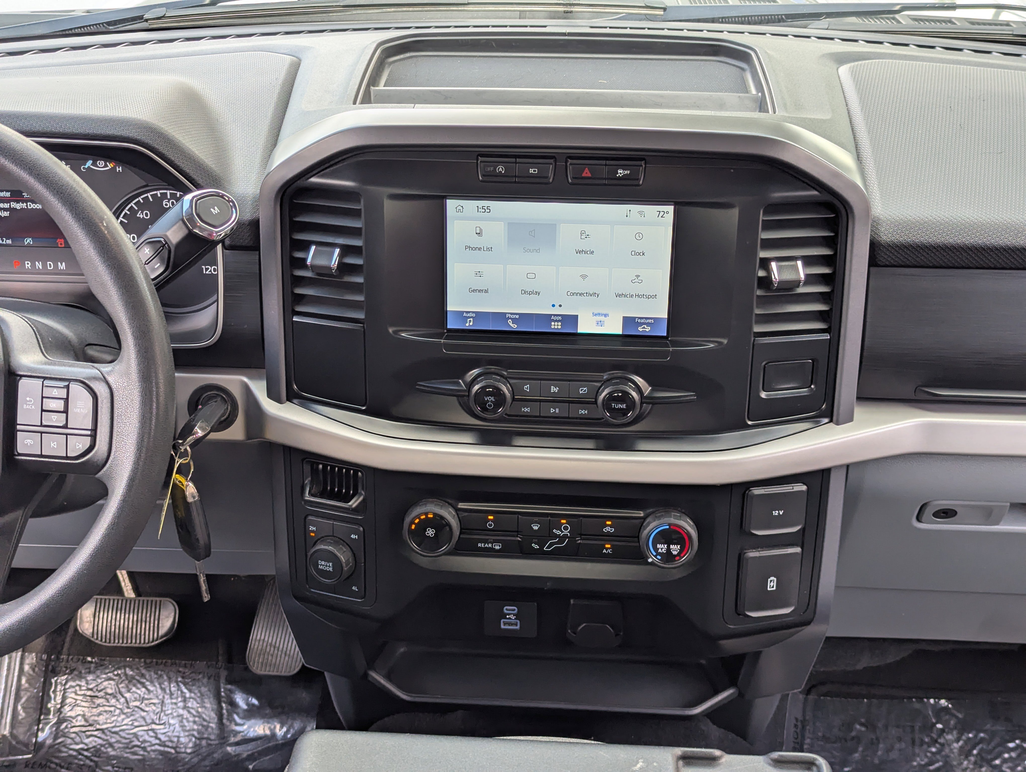 Used 2023 Ford F150 XLT image 14