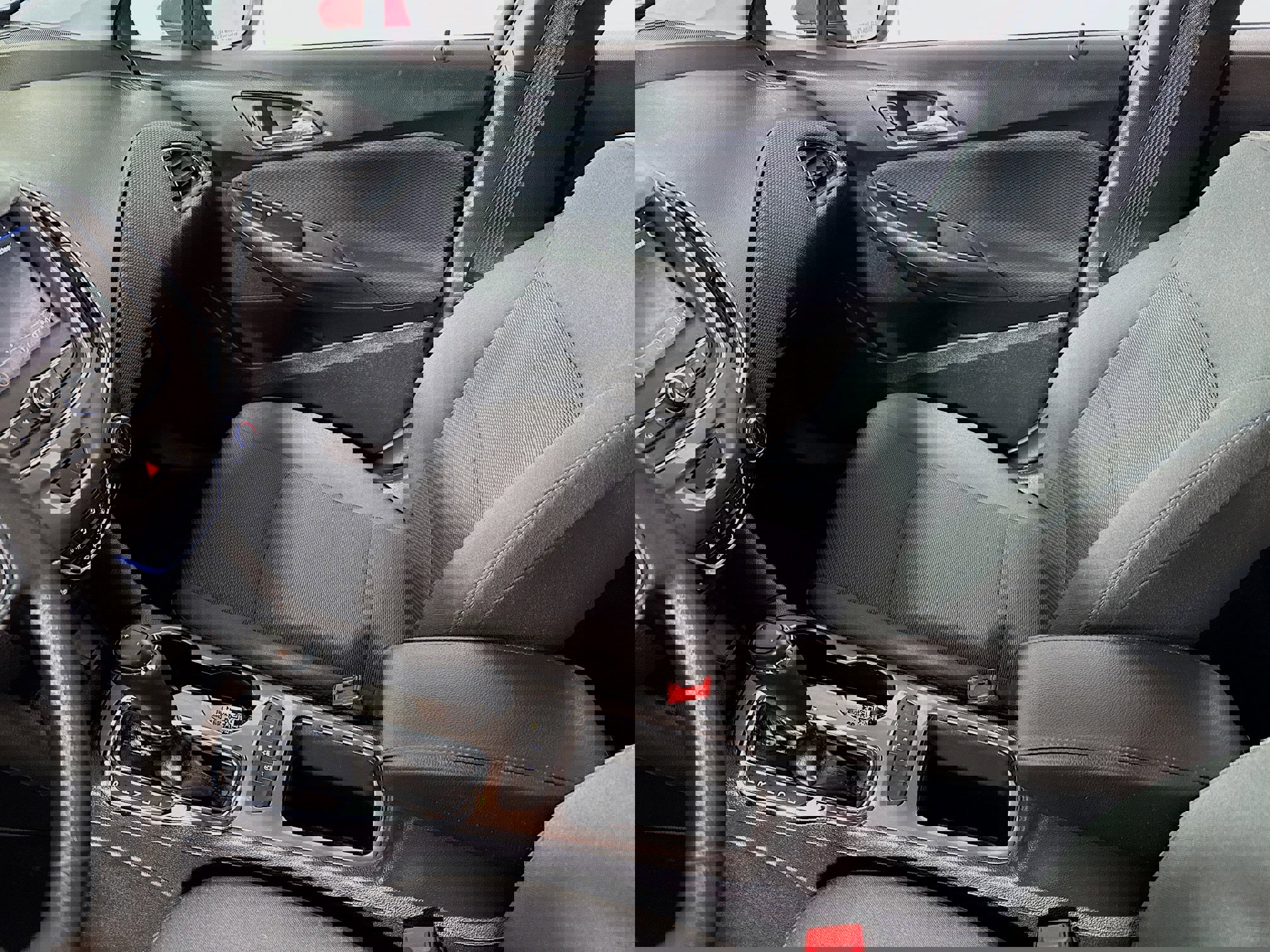 Used 2019 Chevrolet Cruze LT w/ Convenience Package image 24