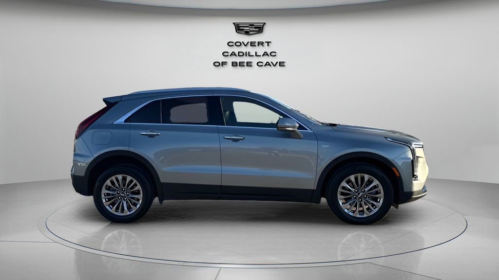 Used 2024 Cadillac XT4 Premium Luxury image 11