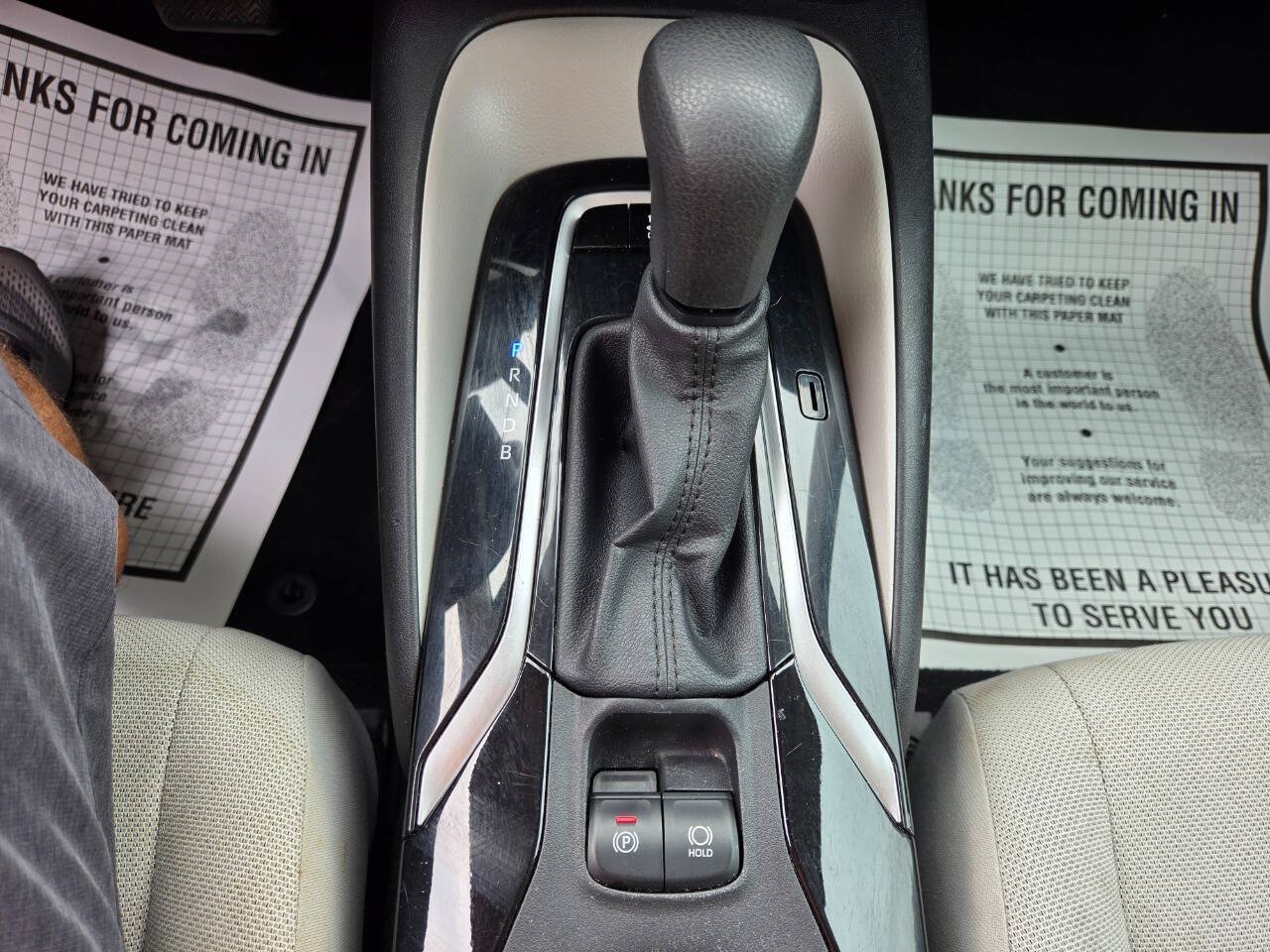 Used 2021 Toyota Corolla L w/ Carpet Mat Package (TMS) FWD image 20