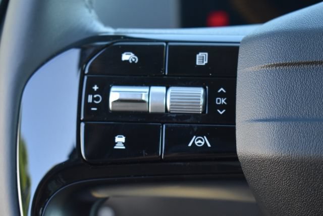 Certified 2026 Kia Sorento EX AWD/4WD image 30