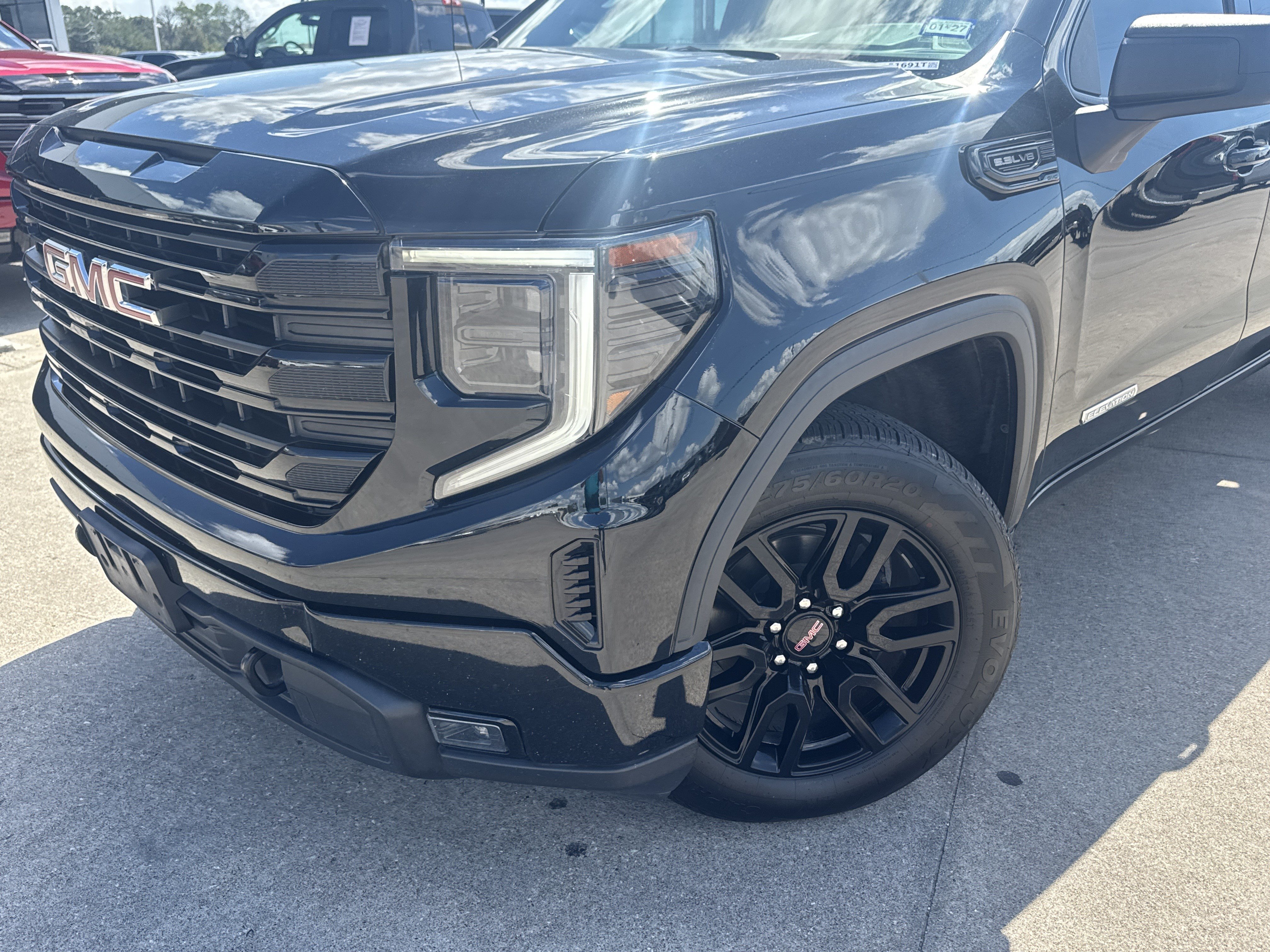 Used 2024 GMC Sierra 1500 Elevation RWD image 2
