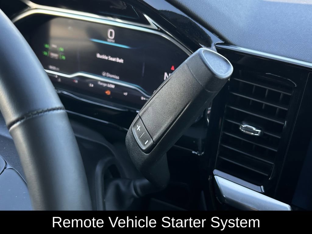 Used 2025 Chevrolet Silverado 2500 LT w/ Convenience Package image 22