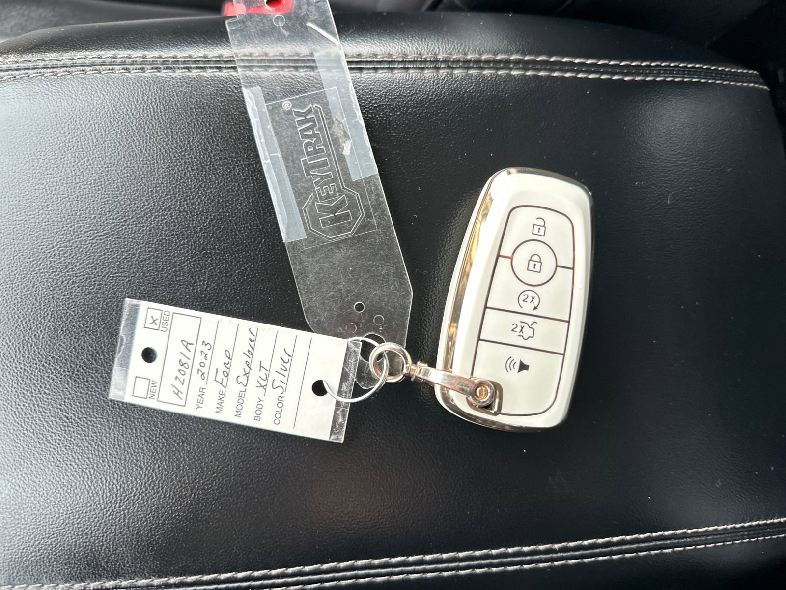 Used 2023 Ford Explorer XLT w/ Equipment Group 202A image 22