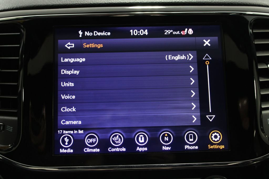 Used 2021 Jeep Grand Cherokee Limited image 46