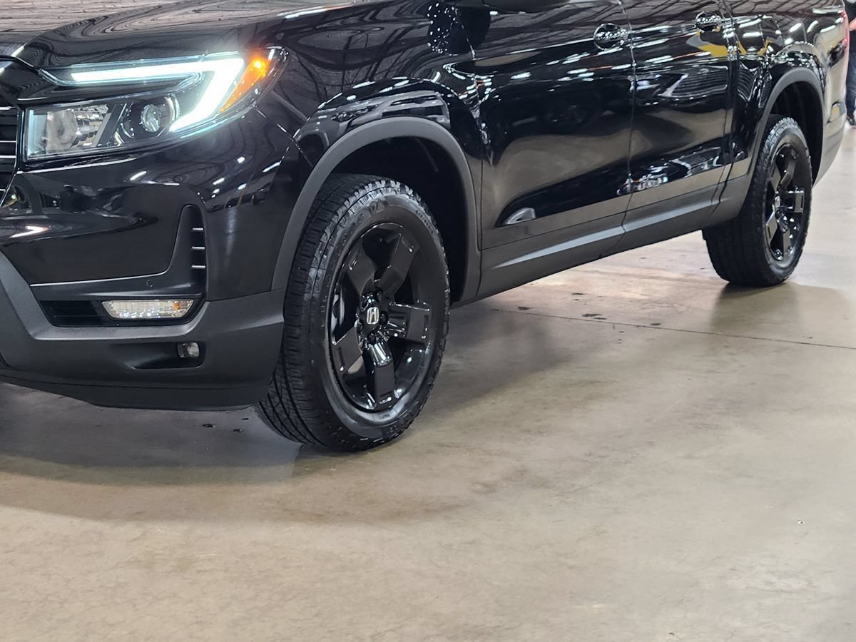 Used 2024 Honda Ridgeline Black Edition image 17