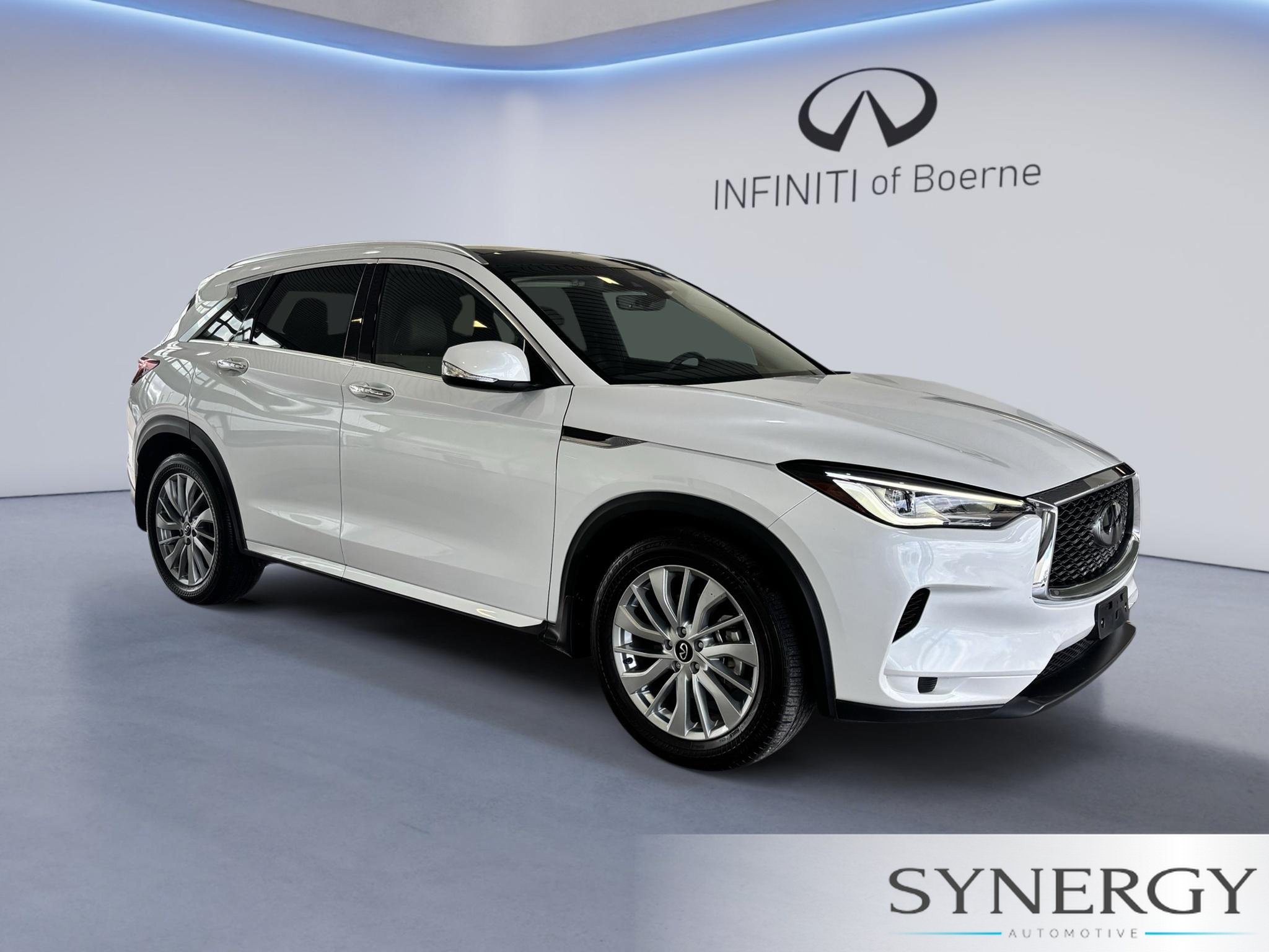 Certified 2023 INFINITI QX50 Luxe AWD/4WD image 4