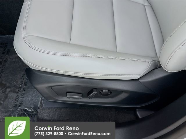 New 2025 Ford Explorer Active w/ Active Comfort Package image 21