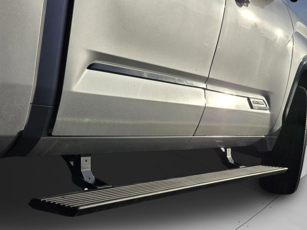 Used 2023 Toyota Tundra Platinum w/ Advanced Package image 26