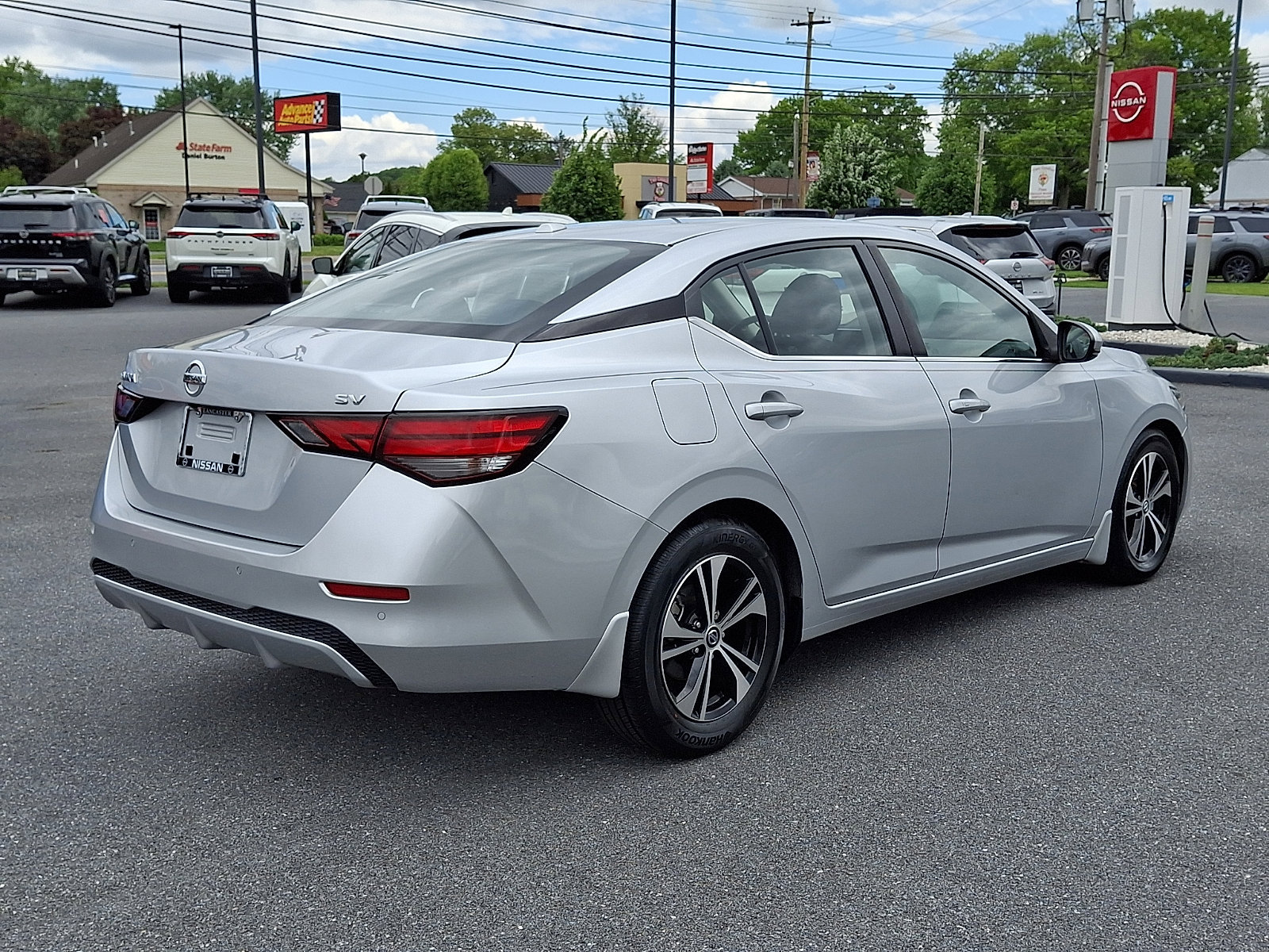 Used 2020 Nissan Sentra SV w/ Trunk Package FWD image 7