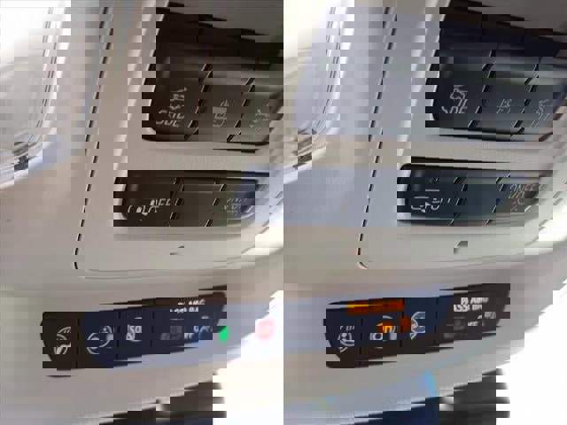 Used 2023 Buick Envision Essence w/ Sport Touring Package image 17