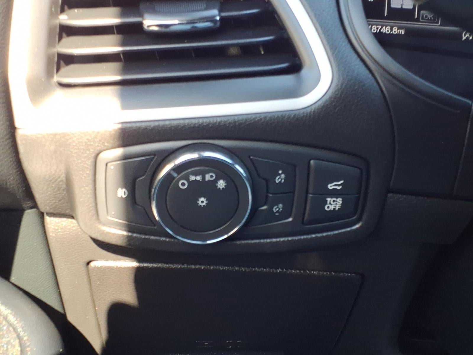 Used 2022 Ford Edge ST-Line image 30