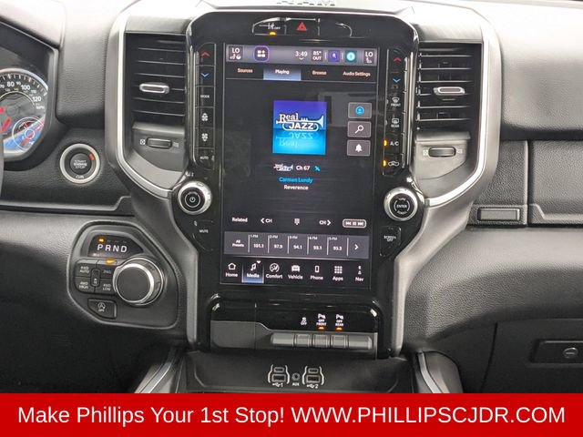 Used 2025 RAM 1500 Big Horn AWD/4WD image 17