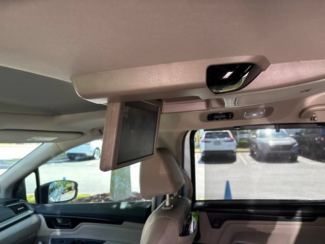 Used 2023 Honda Odyssey Touring image 12