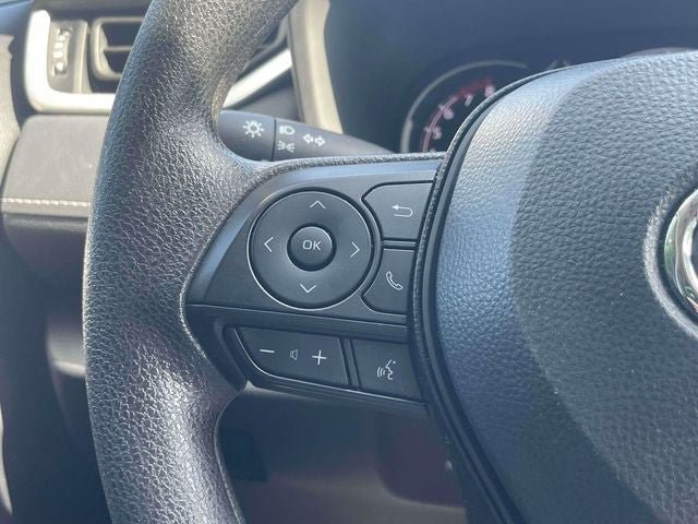 Used 2025 Toyota RAV4 XLE AWD/4WD image 23