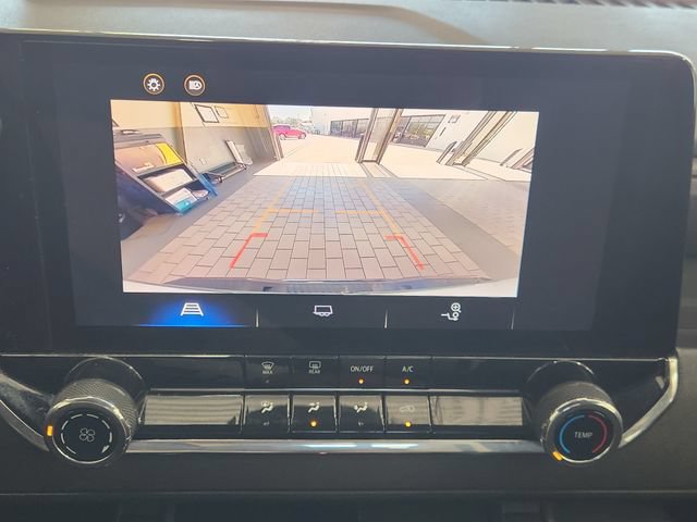 Used 2024 Chevrolet Colorado W/T w/ WT Convenience Package II RWD image 6