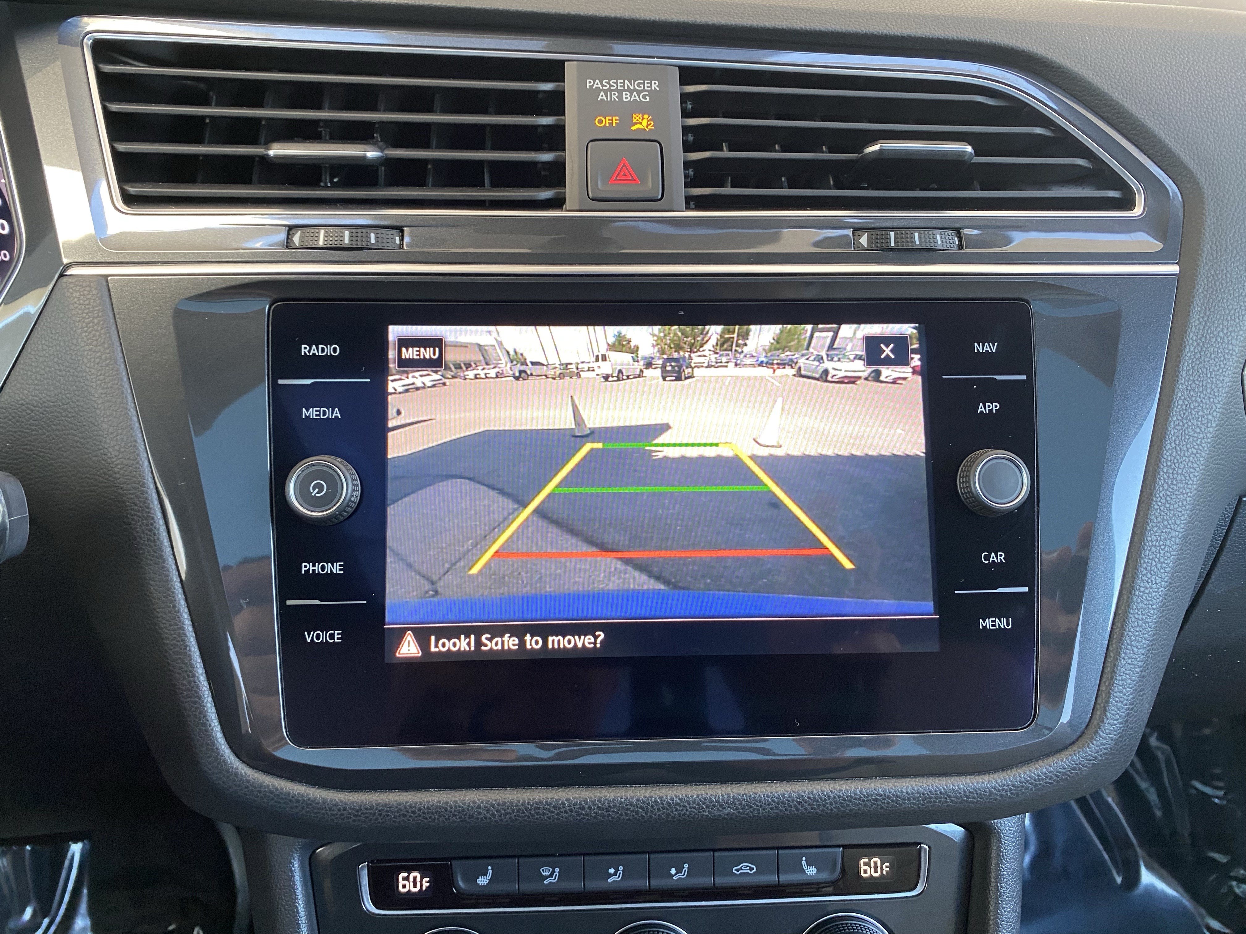 Used 2019 Volkswagen Tiguan SEL AWD/4WD image 4