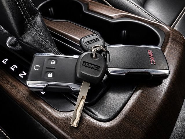 Used 2022 GMC Canyon Denali AWD/4WD image 33
