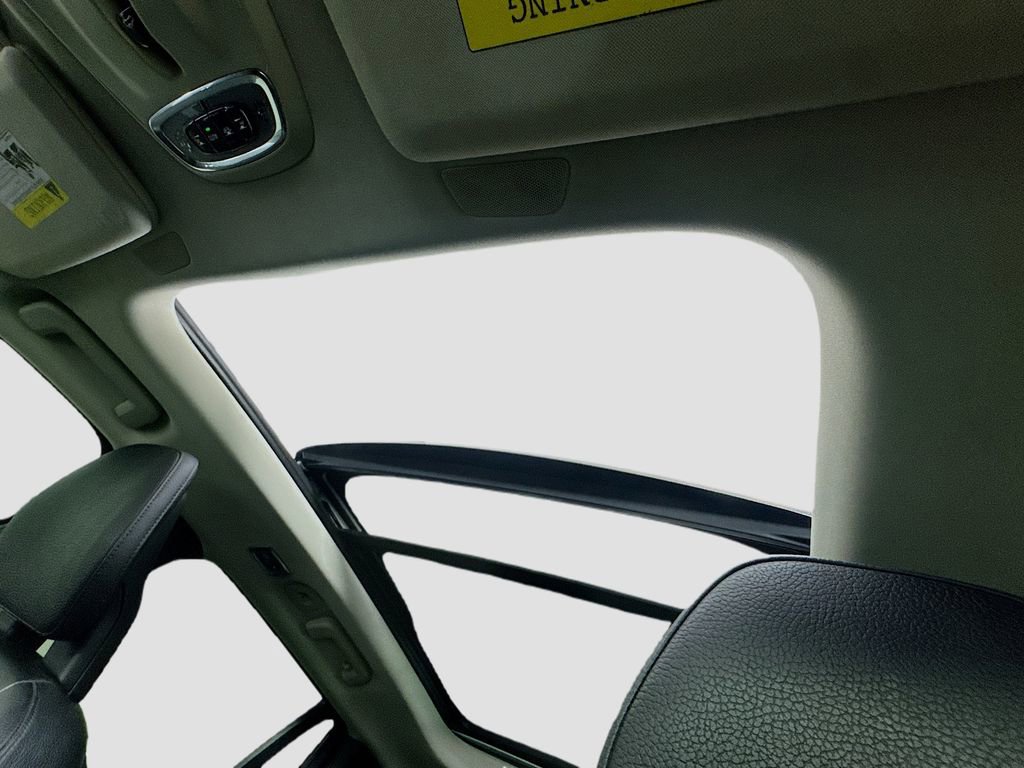 Used 2016 Volvo XC90 T6 Momentum w/ Vision Package AWD/4WD image 25