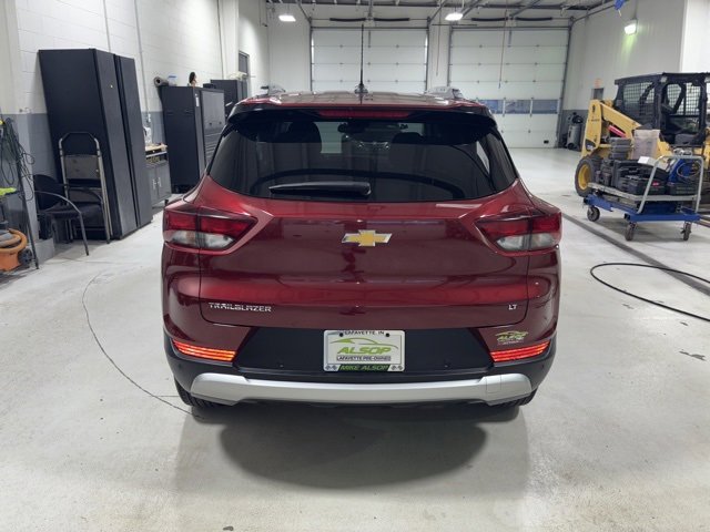 Used 2025 Chevrolet TrailBlazer LT w/ Driver Confidence Package image 6