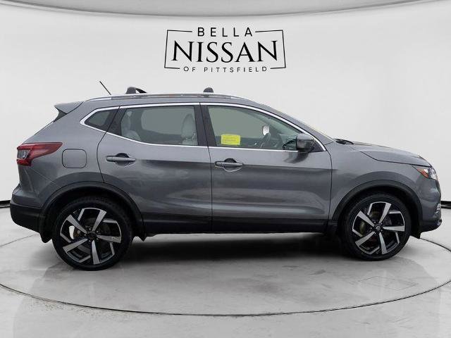 Certified 2022 Nissan Rogue Sport SL image 3