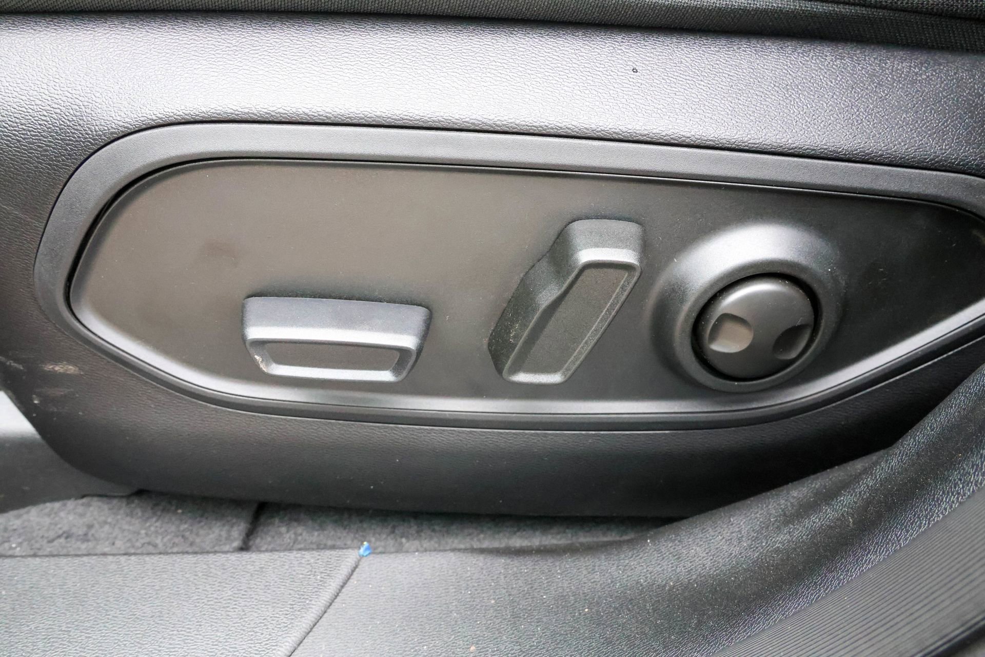 New 2026 Jeep Cherokee Laredo AWD/4WD image 6