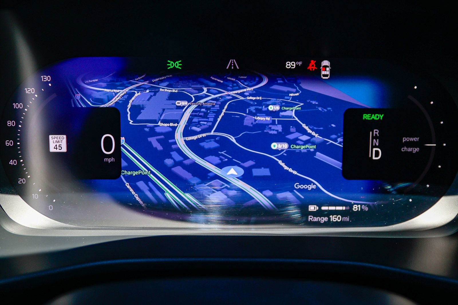 Used 2023 Volvo C40 Recharge Core w/ Protection Package Premier image 26