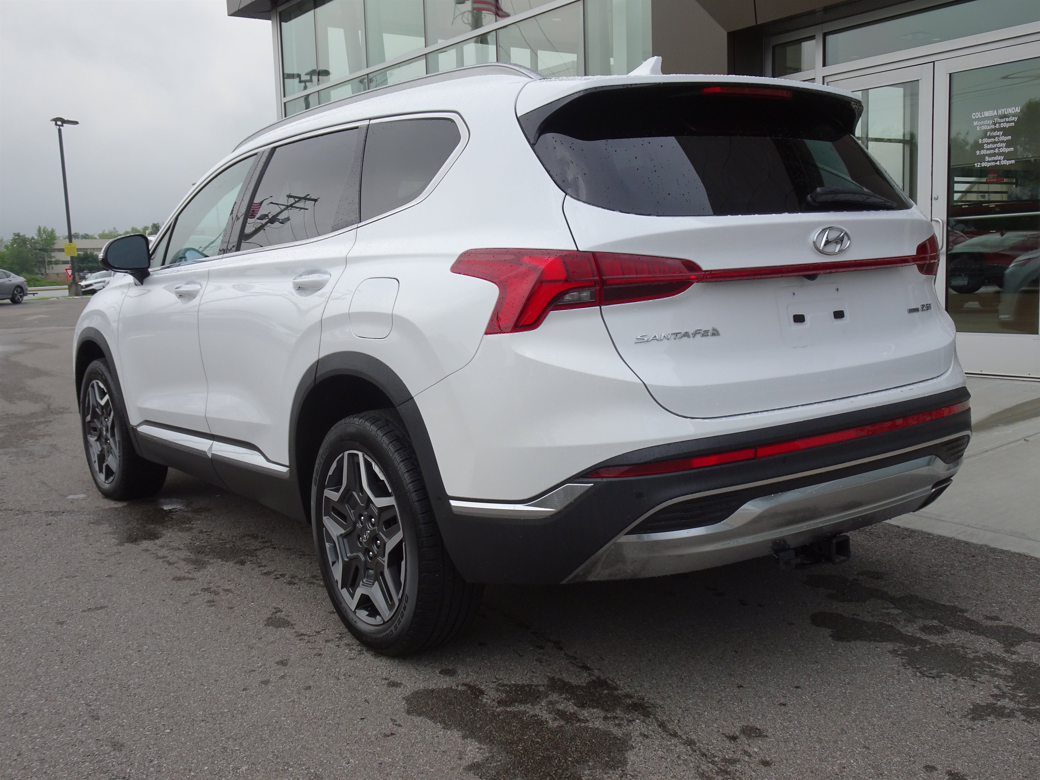 Used 2023 Hyundai Santa Fe Limited AWD/4WD image 3