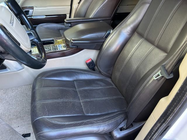 Used 2016 Land Rover Range Rover HSE image 9