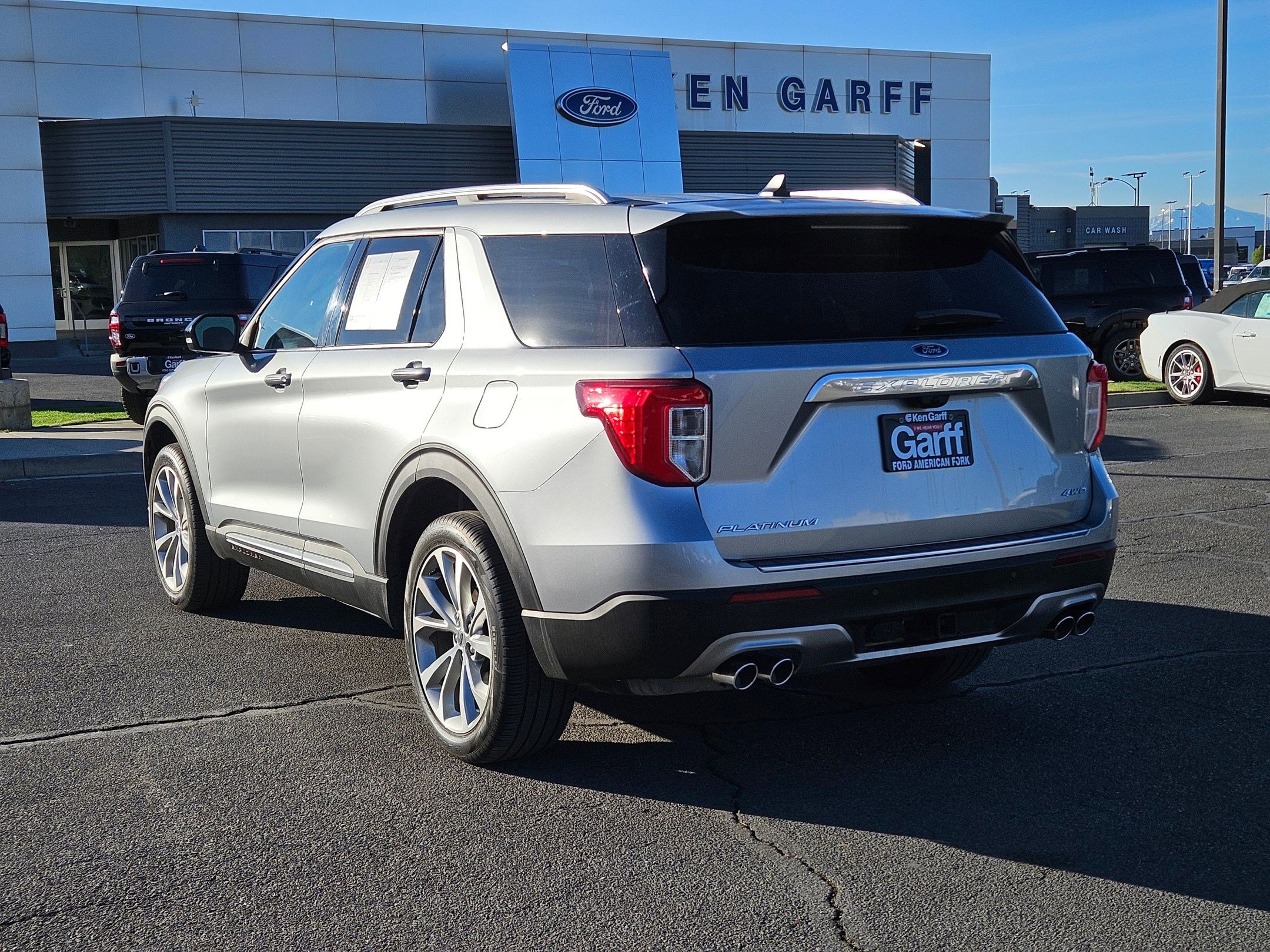Used 2023 Ford Explorer Platinum w/ Technology Package image 9