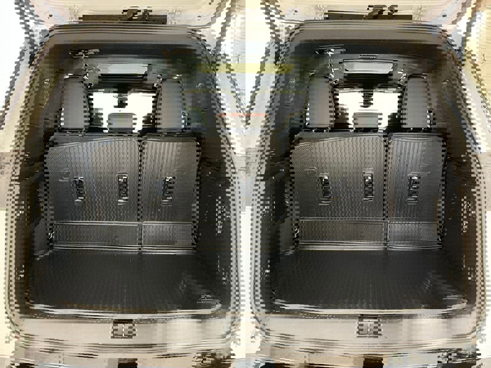 Used 2024 Chevrolet Traverse RS image 27