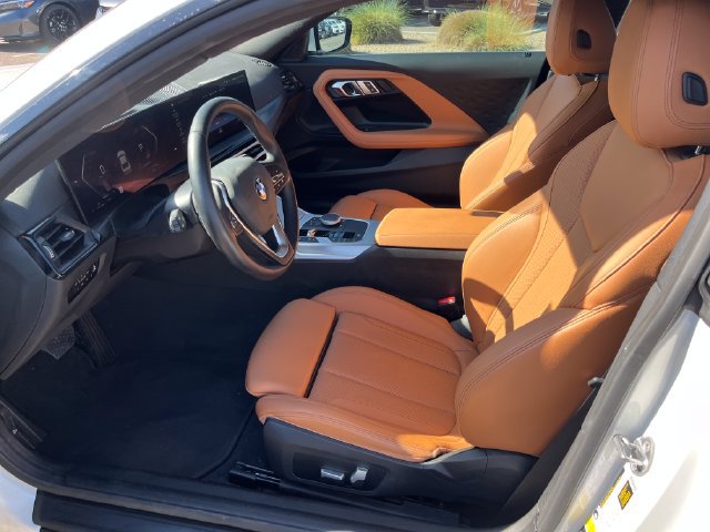 Used 2023 BMW 230i Coupe w/ Convenience Package RWD image 2