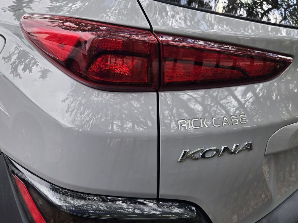 Used 2023 Hyundai Kona SEL AWD/4WD image 8