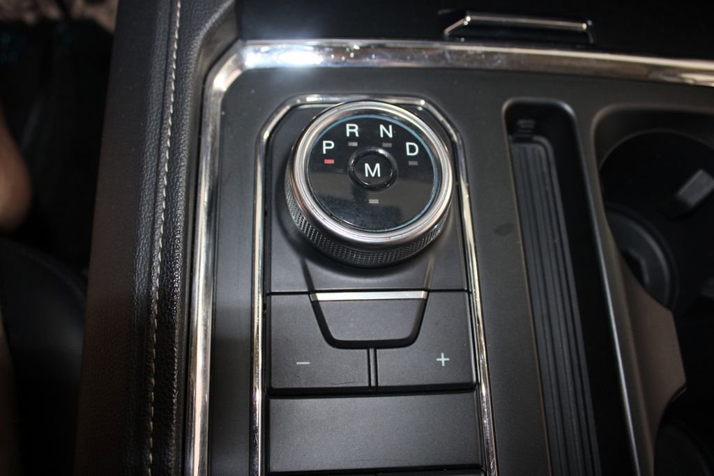 Used 2024 Ford Expedition XLT image 48