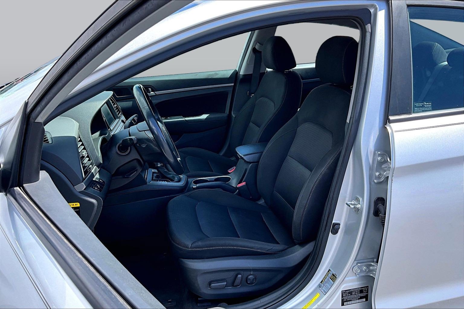 Used 2017 Hyundai Elantra Value Edition FWD image 23