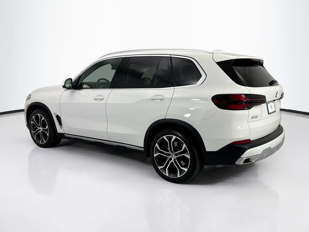 Certified 2026 BMW X5 xDrive40i w/ Climate Comfort Package AWD/4WD image 7