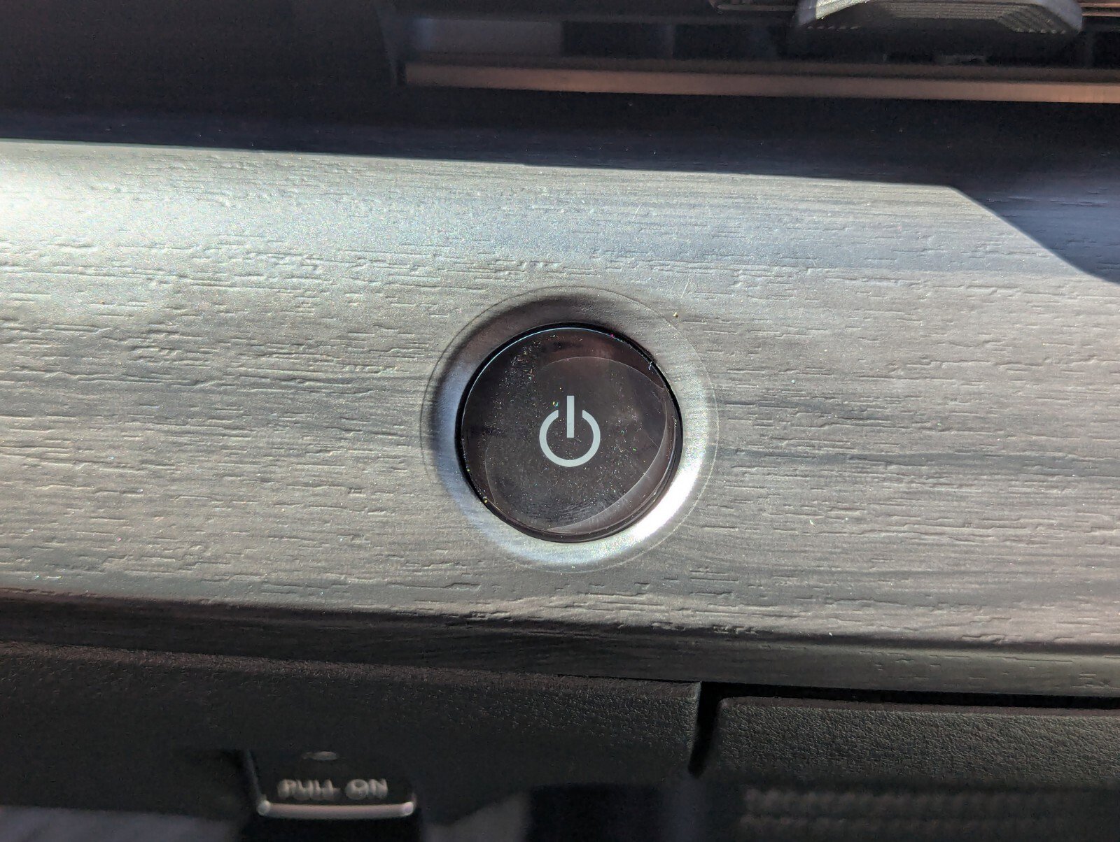 Certified 2025 Nissan Ariya AWD image 29