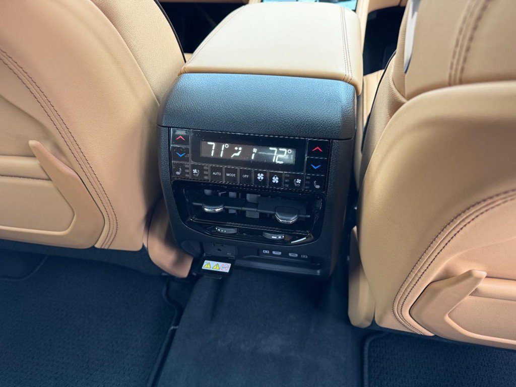 New 2026 Jeep Grand Cherokee L Summit image 14