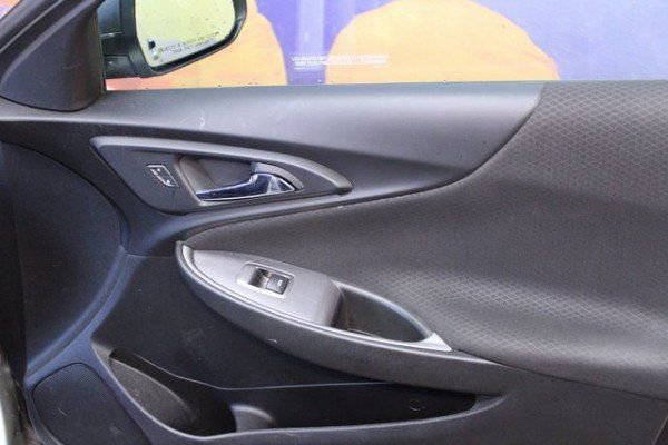 Used 2020 Chevrolet Malibu LS FWD image 9