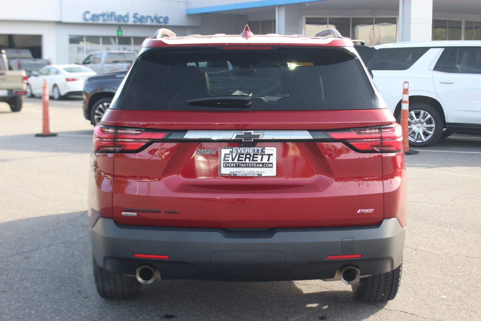 Used 2024 Chevrolet Traverse RS w/ LPO, Floor Liner Package image 6
