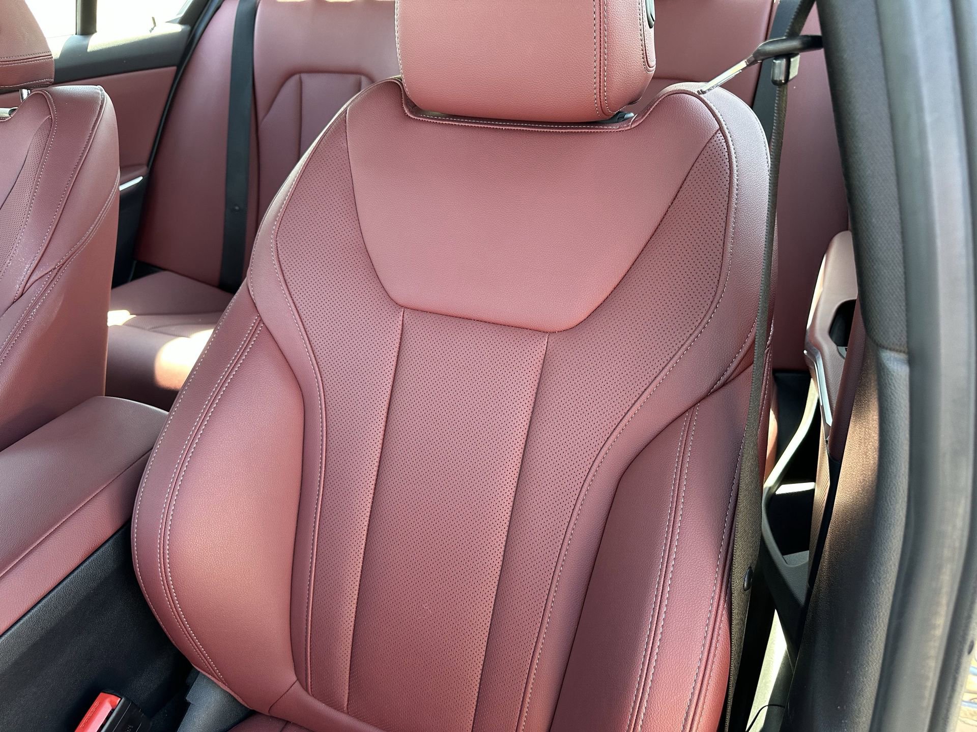 Certified 2025 BMW 330i xDrive Sedan image 23