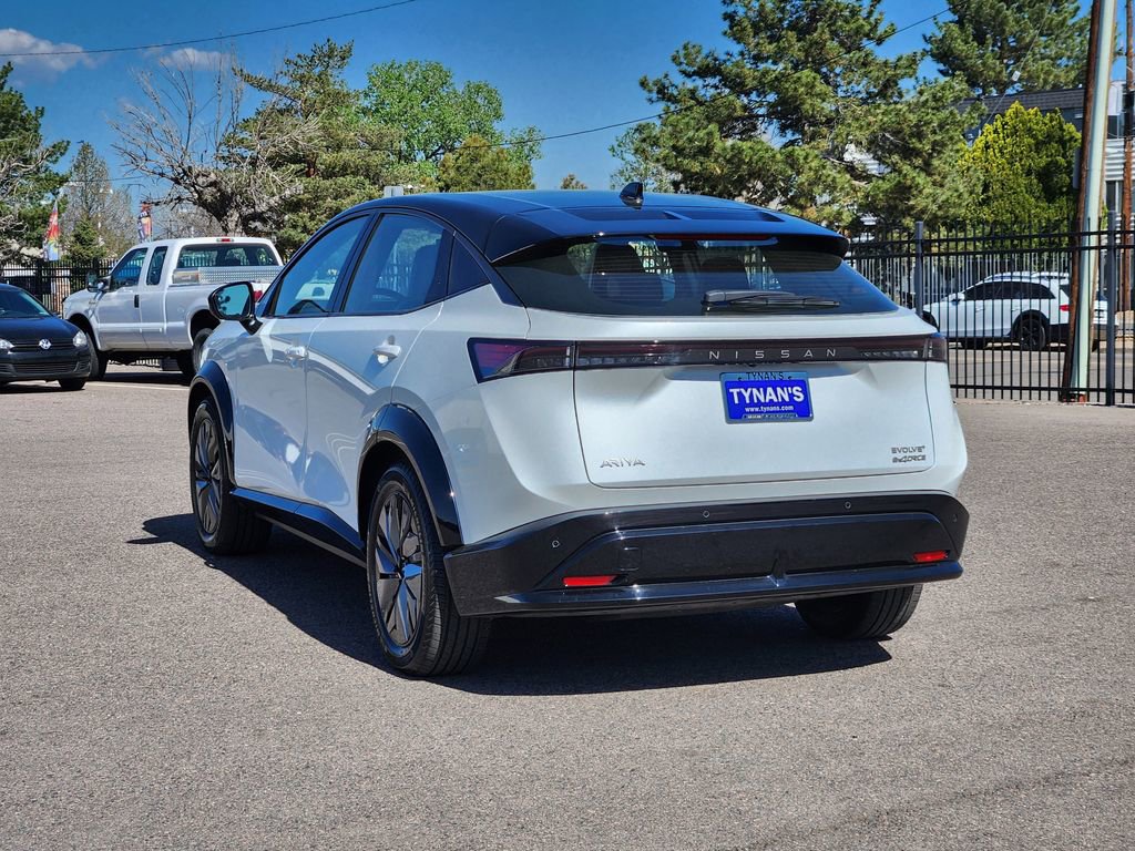 Used 2024 Nissan Ariya AWD image 6