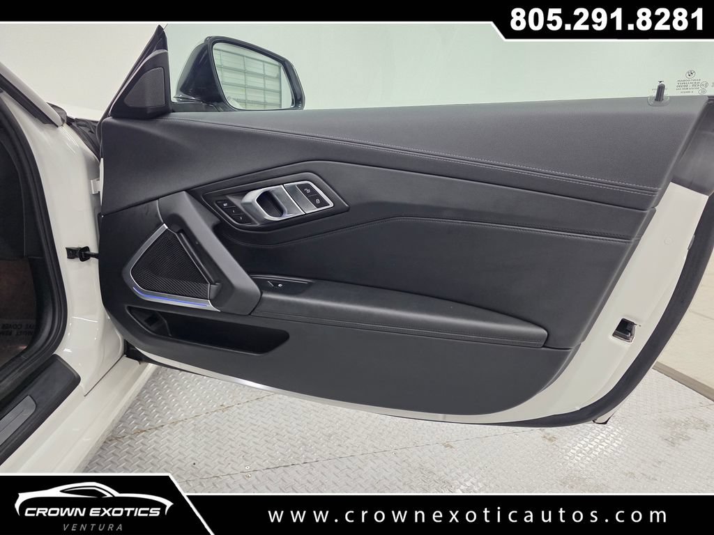 Used 2022 BMW Z4 sDrive30i w/ Driving Assistance Package RWD image 22