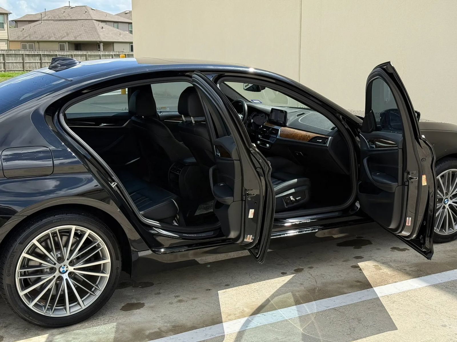 Used 2017 BMW 540i RWD image 19